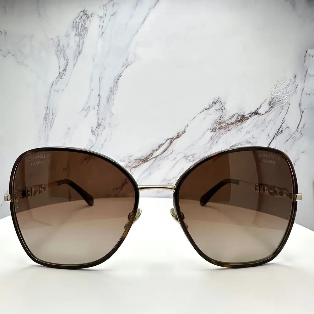 New CHANEL Sunglasses - Picture 3 of 16